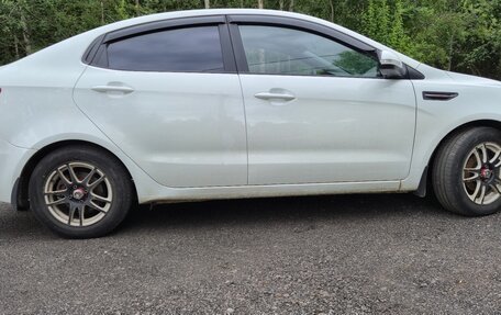 KIA Rio III рестайлинг, 2013 год, 850 000 рублей, 6 фотография