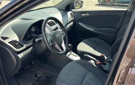 Hyundai Solaris II рестайлинг, 2015 год, 1 030 000 рублей, 9 фотография