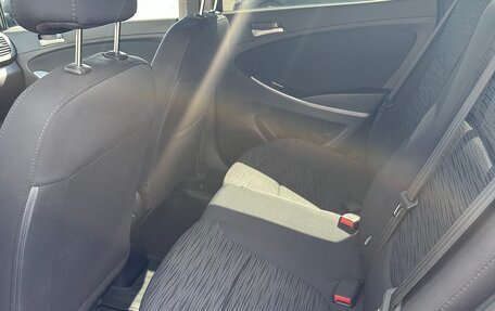 Hyundai Solaris II рестайлинг, 2015 год, 1 030 000 рублей, 11 фотография