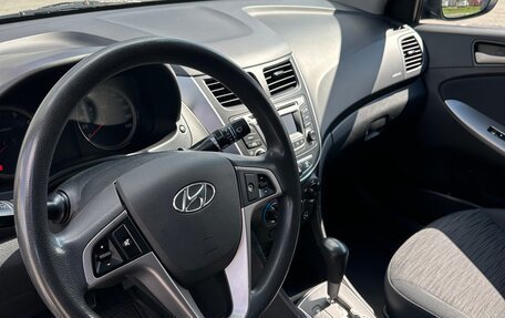 Hyundai Solaris II рестайлинг, 2015 год, 1 030 000 рублей, 10 фотография