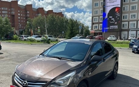 Hyundai Solaris II рестайлинг, 2015 год, 1 030 000 рублей, 2 фотография