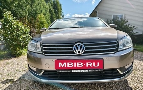 Volkswagen Passat B7, 2011 год, 1 050 000 рублей, 1 фотография