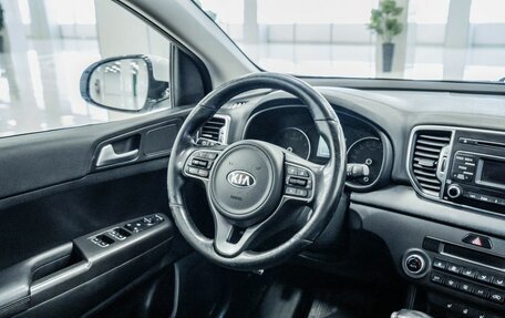 KIA Sportage IV рестайлинг, 2018 год, 1 712 000 рублей, 10 фотография