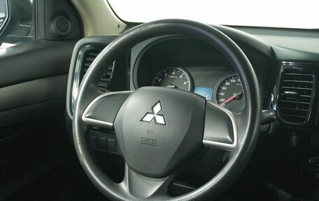 Mitsubishi Outlander III рестайлинг 3, 2012 год, 1 275 000 рублей, 16 фотография