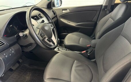 Hyundai Solaris II рестайлинг, 2015 год, 920 000 рублей, 9 фотография