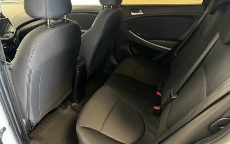 Hyundai Solaris II рестайлинг, 2015 год, 920 000 рублей, 17 фотография