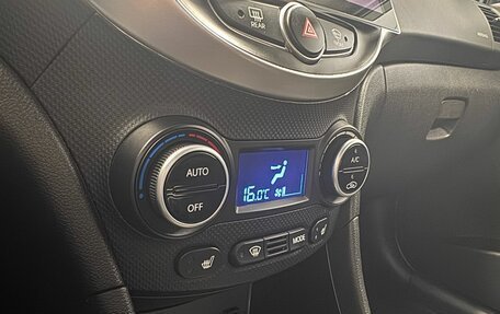 Hyundai Solaris II рестайлинг, 2015 год, 920 000 рублей, 13 фотография