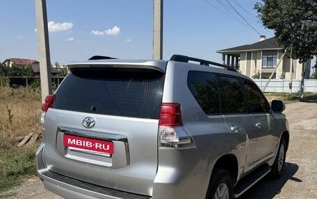 Toyota Land Cruiser Prado 150 рестайлинг 2, 2011 год, 3 350 000 рублей, 4 фотография