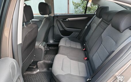 Volkswagen Passat B7, 2011 год, 1 050 000 рублей, 16 фотография
