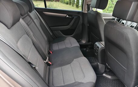 Volkswagen Passat B7, 2011 год, 1 050 000 рублей, 19 фотография