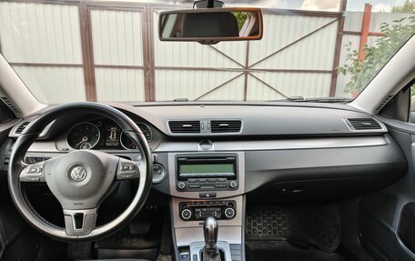 Volkswagen Passat B7, 2011 год, 1 050 000 рублей, 17 фотография