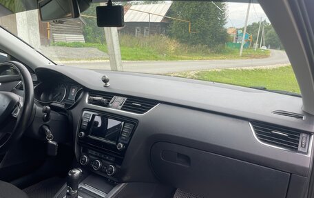 Skoda Octavia, 2015 год, 1 350 000 рублей, 6 фотография