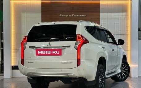 Mitsubishi Pajero Sport III рестайлинг, 2019 год, 3 290 000 рублей, 4 фотография