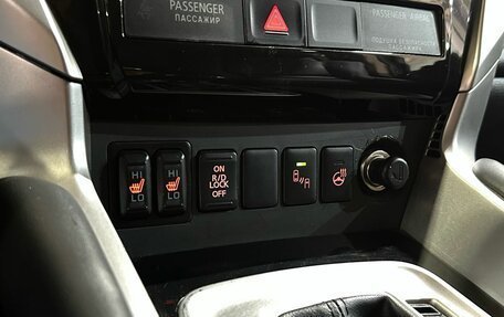 Mitsubishi Pajero Sport III рестайлинг, 2019 год, 3 290 000 рублей, 15 фотография