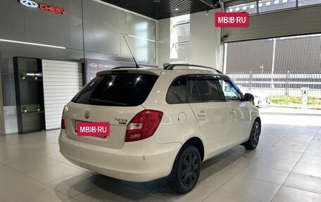 Skoda Fabia II, 2009 год, 300 000 рублей, 4 фотография