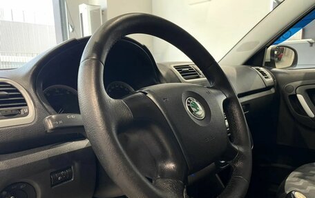 Skoda Fabia II, 2009 год, 300 000 рублей, 13 фотография