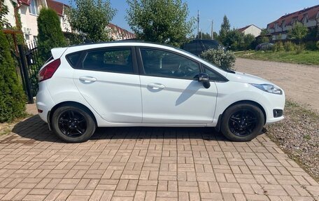 Ford Fiesta, 2017 год, 950 000 рублей, 2 фотография