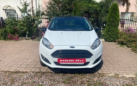 Ford Fiesta, 2017 год, 950 000 рублей, 4 фотография