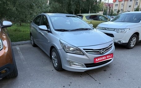 Hyundai Solaris II рестайлинг, 2014 год, 550 000 рублей, 14 фотография