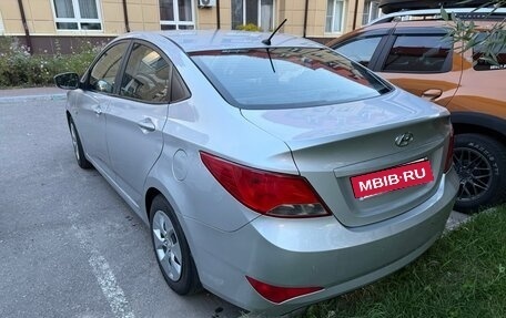 Hyundai Solaris II рестайлинг, 2014 год, 550 000 рублей, 15 фотография