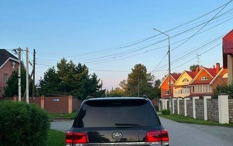 Toyota Land Cruiser 200, 2016 год, 4 150 000 рублей, 8 фотография