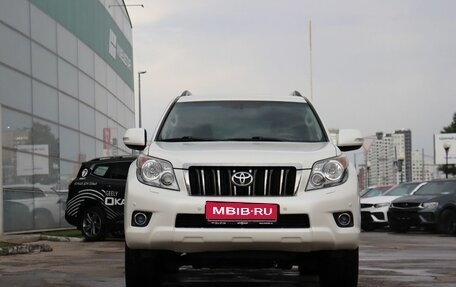 Toyota Land Cruiser Prado 150 рестайлинг 2, 2012 год, 2 650 000 рублей, 2 фотография