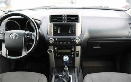 Toyota Land Cruiser Prado 150 рестайлинг 2, 2012 год, 2 650 000 рублей, 19 фотография