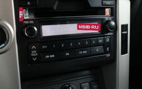 Toyota Land Cruiser Prado 150 рестайлинг 2, 2012 год, 2 650 000 рублей, 16 фотография