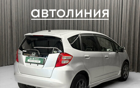 Honda Fit III, 2010 год, 699 000 рублей, 5 фотография