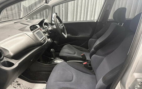Honda Fit III, 2010 год, 699 000 рублей, 10 фотография