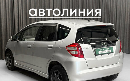 Honda Fit III, 2010 год, 699 000 рублей, 7 фотография