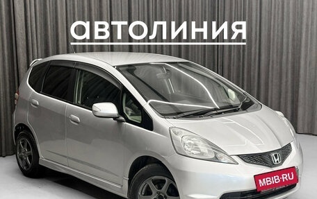 Honda Fit III, 2010 год, 699 000 рублей, 4 фотография