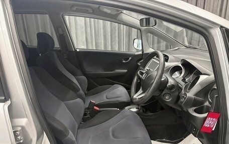 Honda Fit III, 2010 год, 699 000 рублей, 8 фотография