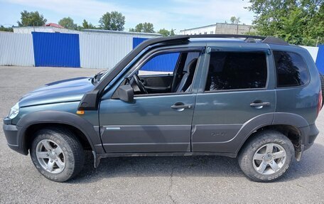 Chevrolet Niva I рестайлинг, 2010 год, 410 000 рублей, 3 фотография