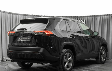 Toyota RAV4, 2020 год, 2 560 000 рублей, 5 фотография