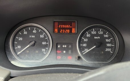 Renault Logan I, 2011 год, 315 000 рублей, 3 фотография