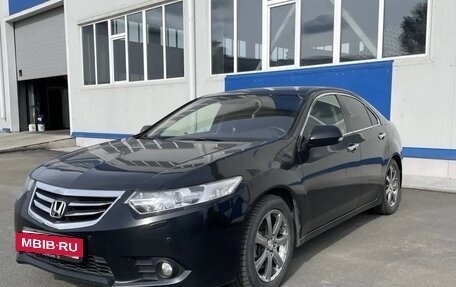 Honda Accord VIII рестайлинг, 2011 год, 1 300 000 рублей, 3 фотография