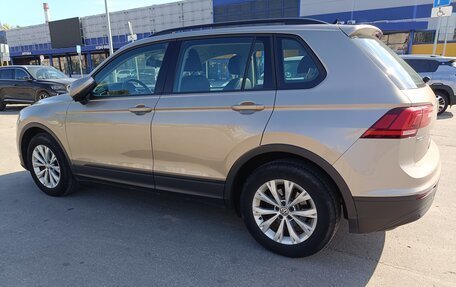 Volkswagen Tiguan II, 2019 год, 2 300 000 рублей, 3 фотография