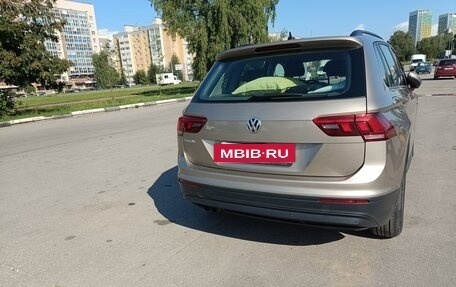Volkswagen Tiguan II, 2019 год, 2 300 000 рублей, 4 фотография
