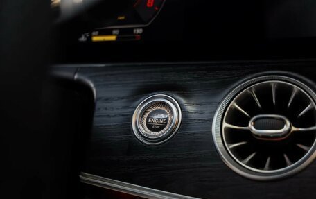 Mercedes-Benz E-Класс, 2019 год, 4 300 000 рублей, 10 фотография