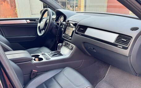 Volkswagen Touareg III, 2011 год, 3 000 000 рублей, 7 фотография