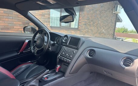 Nissan GT-R, 2012 год, 7 390 000 рублей, 26 фотография