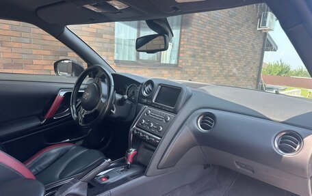 Nissan GT-R, 2012 год, 7 390 000 рублей, 25 фотография