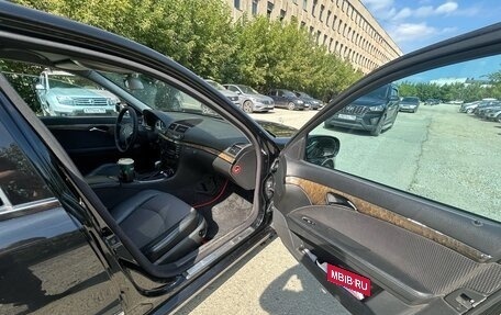 Mercedes-Benz E-Класс, 2004 год, 850 000 рублей, 4 фотография