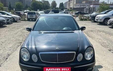 Mercedes-Benz E-Класс, 2004 год, 850 000 рублей, 6 фотография