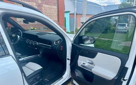 Mercedes-Benz GLB, 2020 год, 4 080 000 рублей, 14 фотография