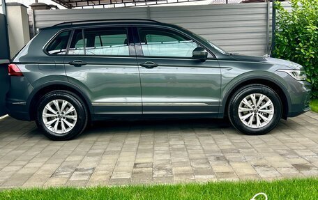Volkswagen Tiguan II, 2020 год, 2 550 000 рублей, 7 фотография