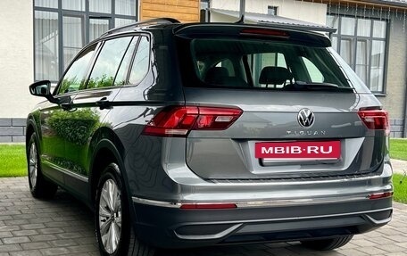 Volkswagen Tiguan II, 2020 год, 2 550 000 рублей, 6 фотография