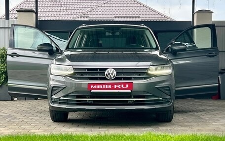 Volkswagen Tiguan II, 2020 год, 2 550 000 рублей, 11 фотография