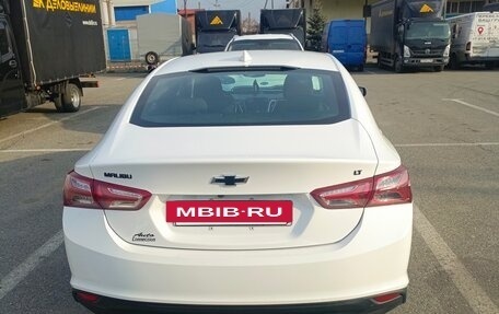 Chevrolet Malibu IX, 2022 год, 1 600 000 рублей, 4 фотография
